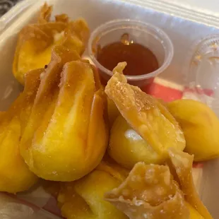 Crab rangoons 10 for 5.99!