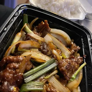Mongolian Beef plate :chefs kiss: