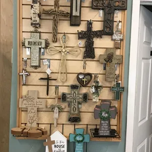 Amazing wall cross decorations to match your room.