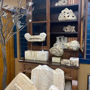 Always something new at the Consignment Centering Kaka'ako