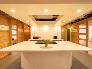 Waku/Work Hawaii - Union Mall