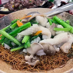 Seafood Crispy Noodles