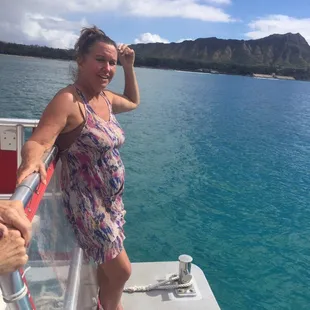 Diamond Head makes a beautiful backdrop for pictures!