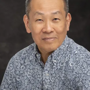 Business headshots for professionals on Oahu by Hawaii Headshot Photos based in Honolulu.