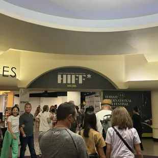 Very organized with such a crowd