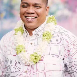 Dbl Tube/Green https://hawaiileistand.com/honolulu-hawaii-lei-stand-by-beretania-florist/double-tuberose-and-orchid-combo-lei-green.html