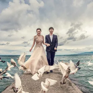 Newlyweds with nature!