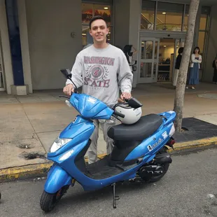 Moped rentals in Waikiki.