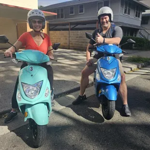 Moped rental in Waikiki Hawaii. 808-302-1315.
Hawaii Motorcycle Rentals