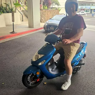 Moped rental in Waikiki Hawaii. 808-302-1315.
Hawaii Motorcycle Rentals