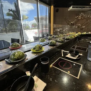sushi and sashimi, interior