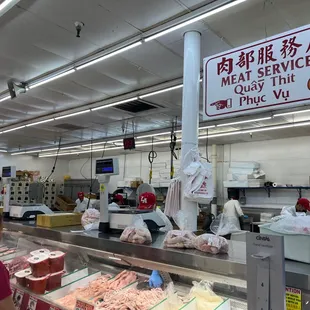 4/22/23 FYI, full service meat department