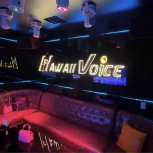 Karaoke Bar