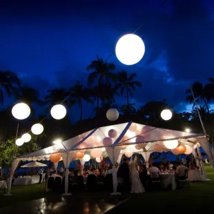 Lanikuhonua at night