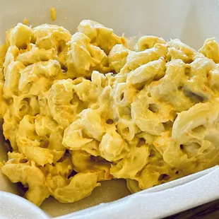 2x Scoop of Macaroni Salad