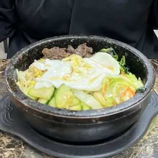 Hot stone pot