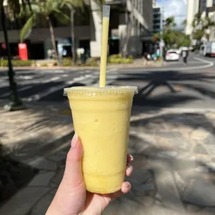 Pineapple Mango Smoothie