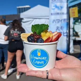 Regular acai bowl ($10)