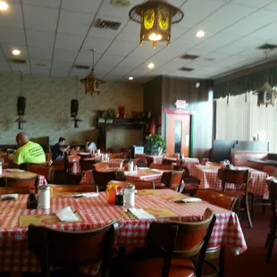 Nice serene dining area... nice and cool on a hot day