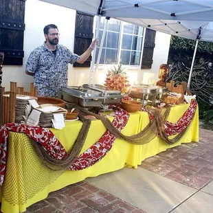 Beautifully laid out buffet!