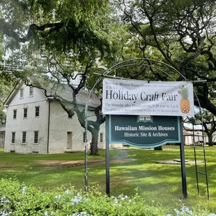 Let&apos;s hope this year&apos;s Holiday Craft Fair will go off without a hitch.