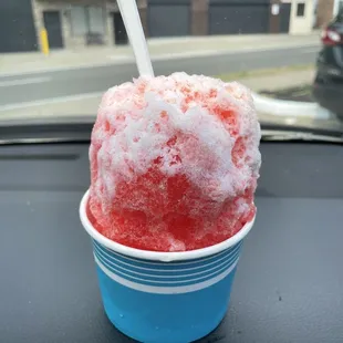 Strawberry and Li-hung-Muir with sweet cream and vanilla ice cream on the bottom. DELICIOUS!