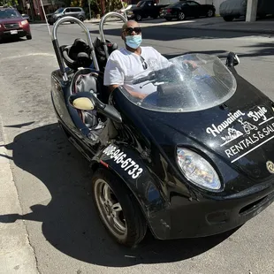 Hubby headed out!   Don't 4get eye candy