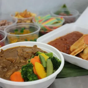 Hawaii's Favorite Kitchens