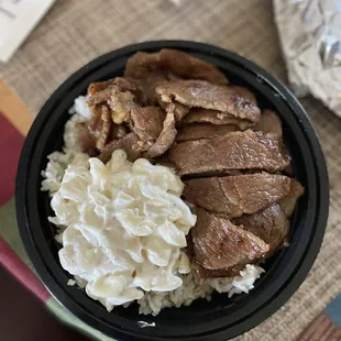 BBQ pork bowl w/ rice &amp; mac salad