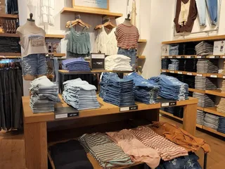 American Eagle Outfitters