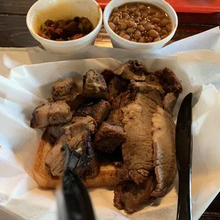 Beat burnt ends I've had, brisket, burnt end chili, n baked beans...