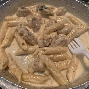 This is the Chicken Alfredo, I had to add spices myself and that is the portion size.