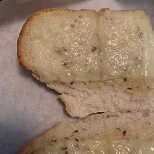 That&apos;s Garlic cheese bread! Please someone help, what is that?