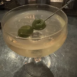 Extra extra dirty vodka martini