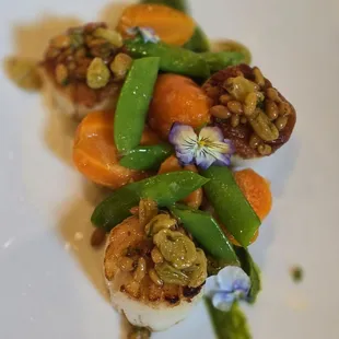 Scallops dairy free and gluten free to accommodate me!
