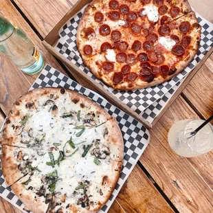 Dinner from Hawt Pizza Co at Sawmill Market