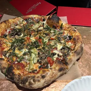 The delicious veggie pizza