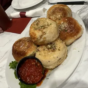Garlic knots