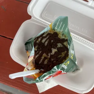 Went back to add more spicy sauce because it was delicious!