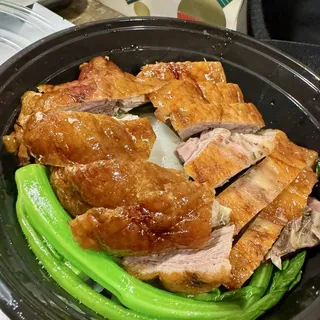 B204 Roasted Duck over Noodle Broth ()