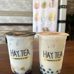 Fresh mango coconut with purple rice and green milk tea with boba