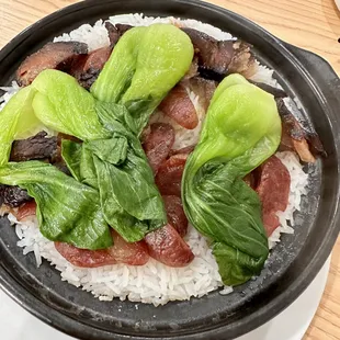 Claypot rice (preserved meat)