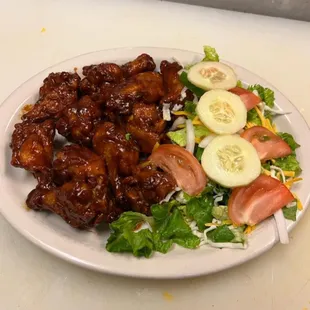 BBQ Wings with Salad