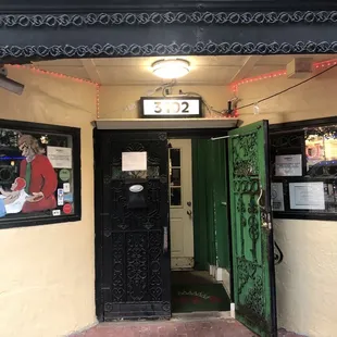 the entrance to the restaurant