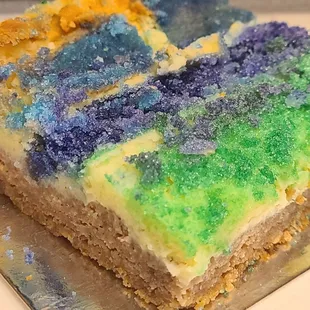 King cake ooey gooey