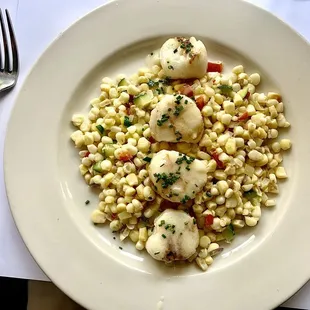 Grilled Maine Scallops with White Corn Succotash, Chive Beurre Blanc