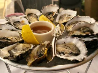 Sam's Grill & Seafood Restaurant