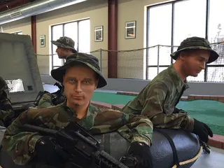 Top Gun Indoor Minature Golf