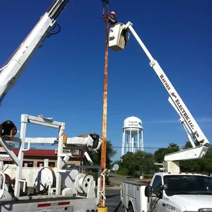 We are replacing parking lot light pole in Kingsville, Tx at the Firestone.