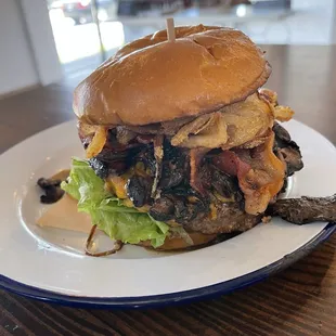 Haystack Burger with mushrooms
